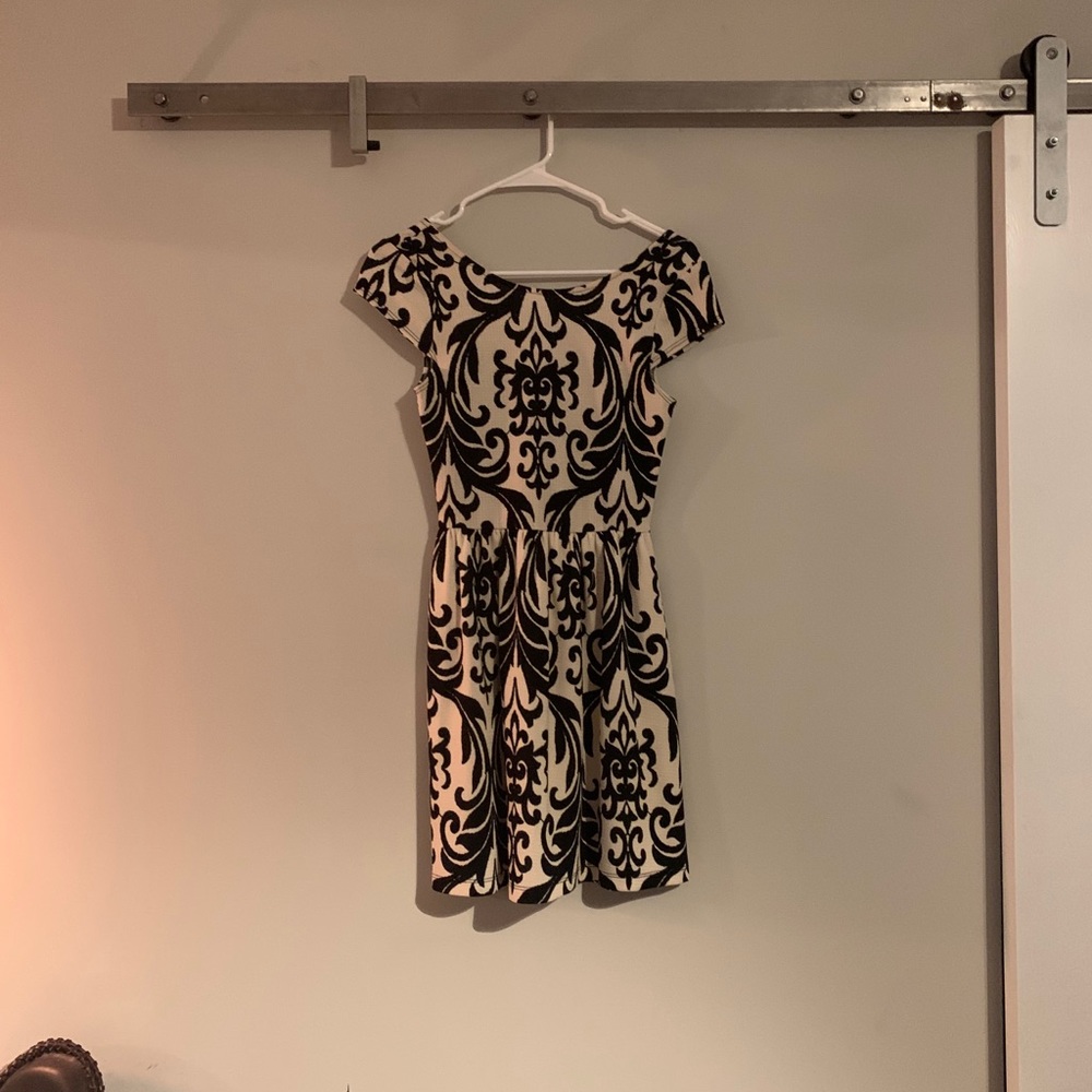 Black and Cream Elegant Dress